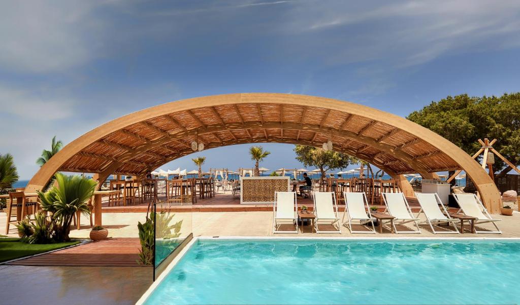 dal travel Hotel Enorme Teatro Beach