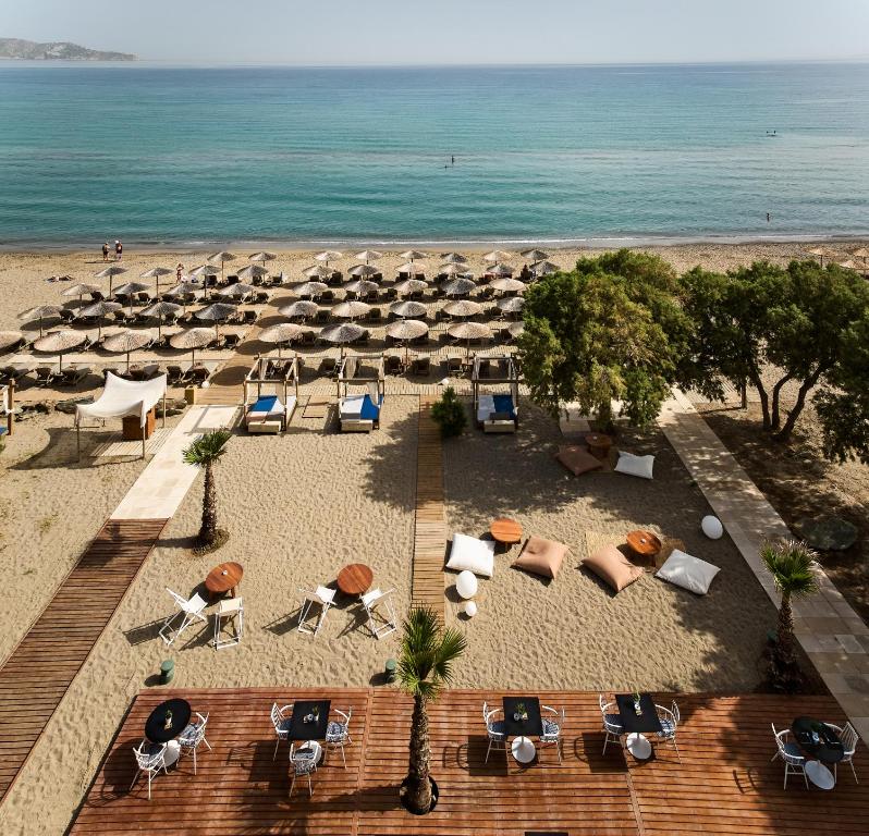 dal travel Hotel Enorme Teatro Beach