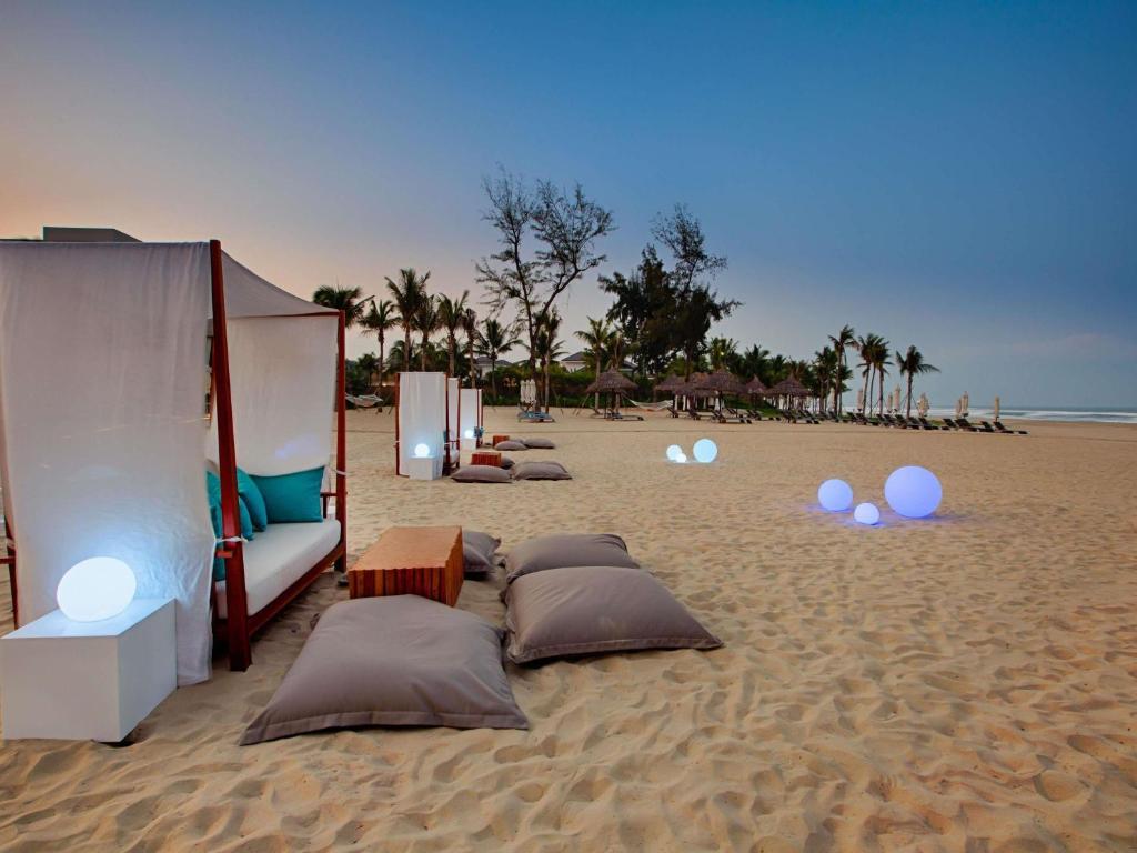 dal travel Pullman Danang Beach Resort