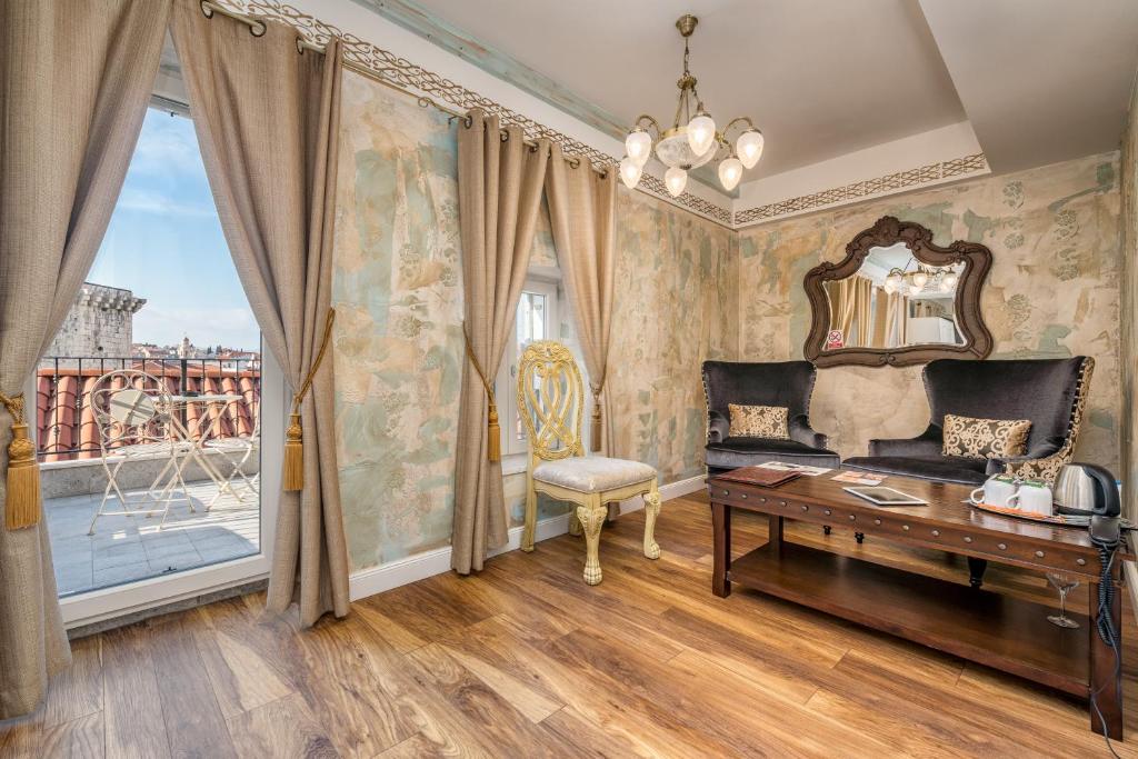 dal travel Plaza Marchi Old Town - MAG Quaint & Elegant Boutique Hotels