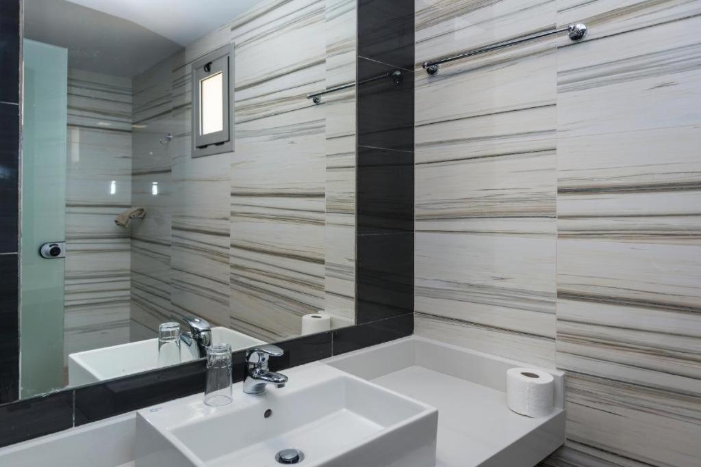 dal travel Hotel Porto Plazza (Adults Only)