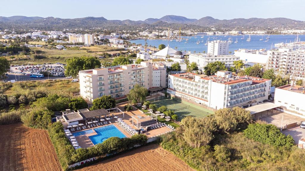 dal travel Invisa Hotel Es Pla - Adults Only