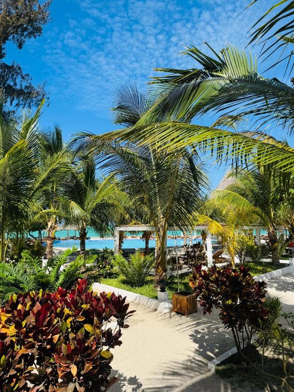 dal travel Hotel Jambo Resort by Mambo