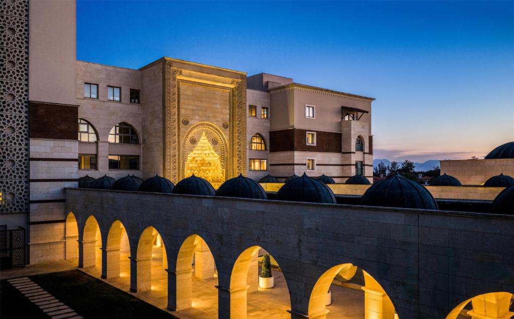 dal travel Hotel Kempinski The Dome