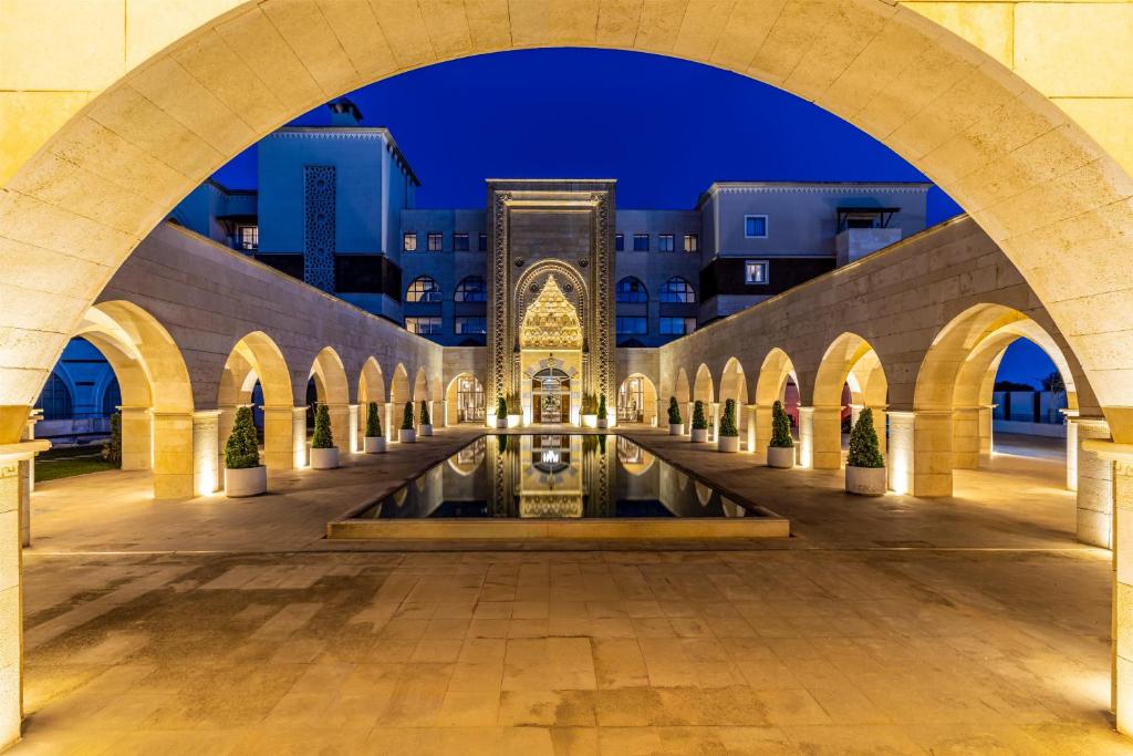 dal travel Hotel Kempinski The Dome