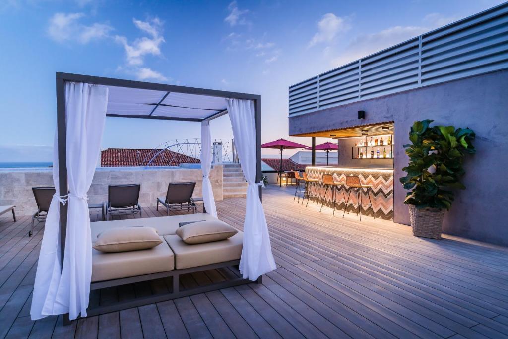dal travel Hotel Barcelo Funchal Oldtown